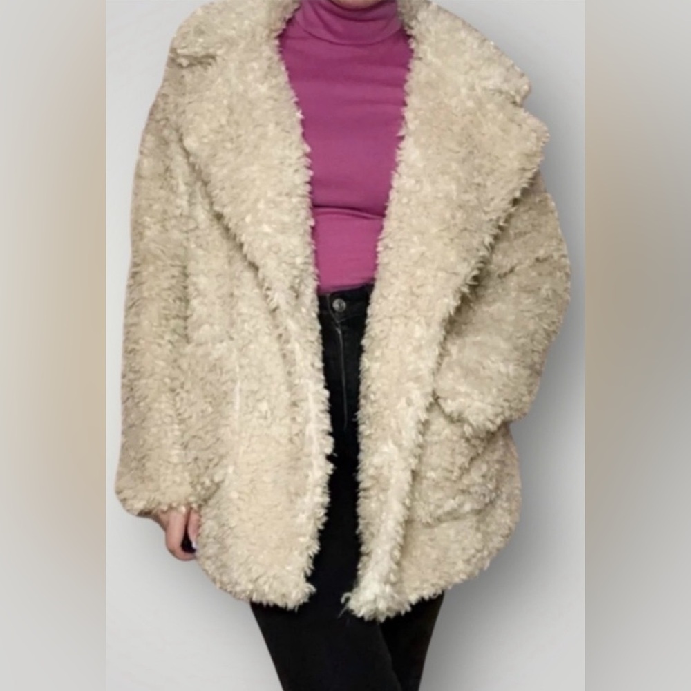 Molly Green Teddy Bear Coat Size Medium Pockets Open Sherpa Soft Cream - Picture 3 of 10